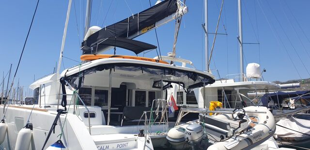 Lagoon 450 - 4 + 2 cab. Calm Point