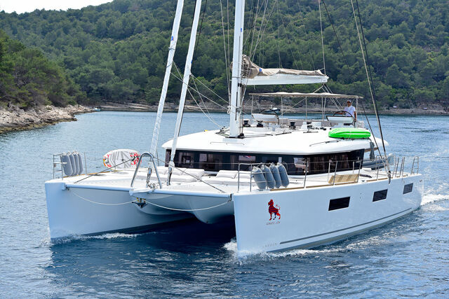 Lagoon 620 - 5 + 2 cab.	 Adriatic Lion
