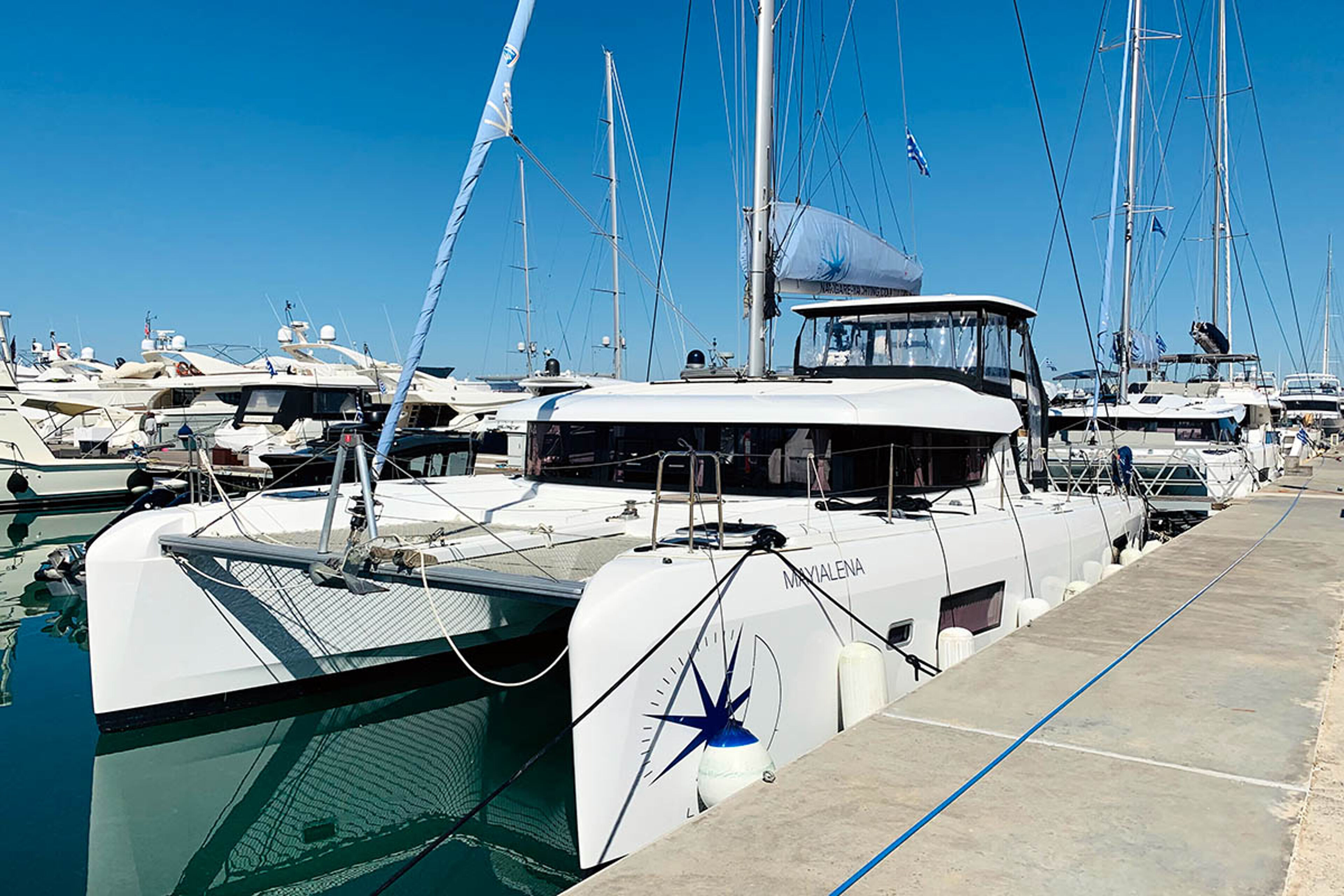 Lagoon 42 - 4 + 2 cab. Mayialena