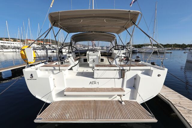 Oceanis 51.1 - 5 + 1 cab. Air 1
