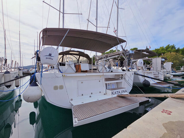 Dufour 460 GL Katajina