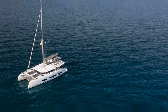 Dufour 48 Catamaran - 5 + 1 cab. Diva