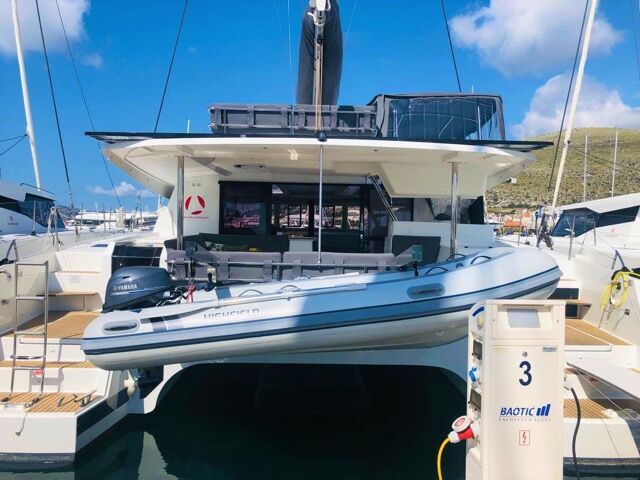 Fountaine Pajot Saona 47 Quintet - 5 + 1 cab. Desafinado
