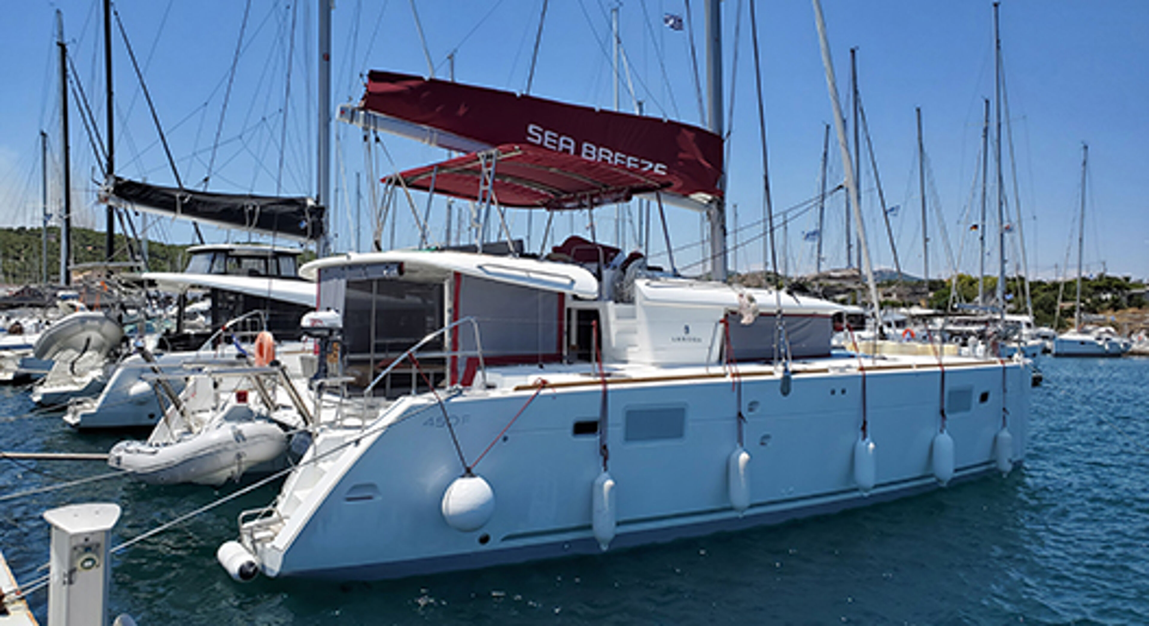 Lagoon 450 F - 4 + 2 cab. Sea Breeze