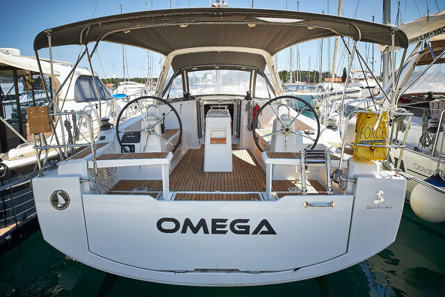 Oceanis 38 - 3 cab. Omega