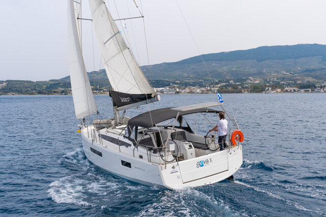 Sun Odyssey 410 - 3 cab. Geva X