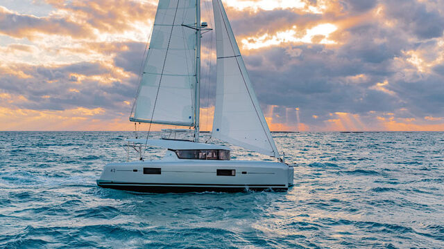 Lagoon 42 - 4 cab. Moonlight