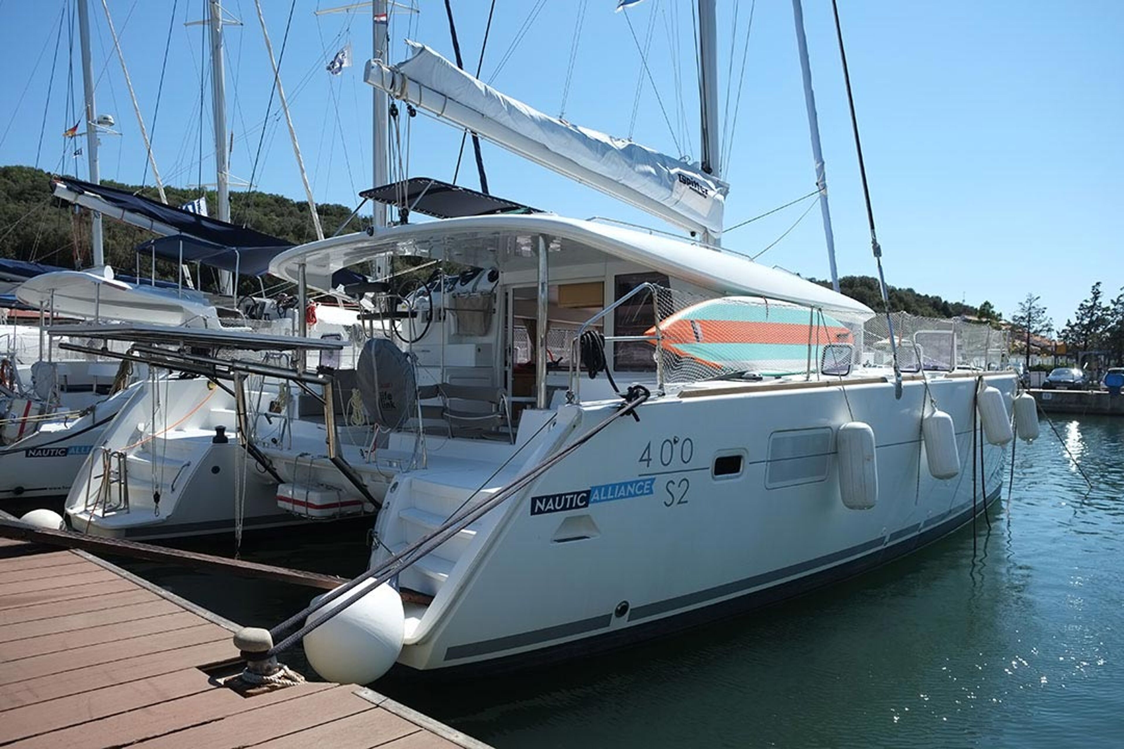 Lagoon 400 S2 - 4 + 2 cab. Yolamare
