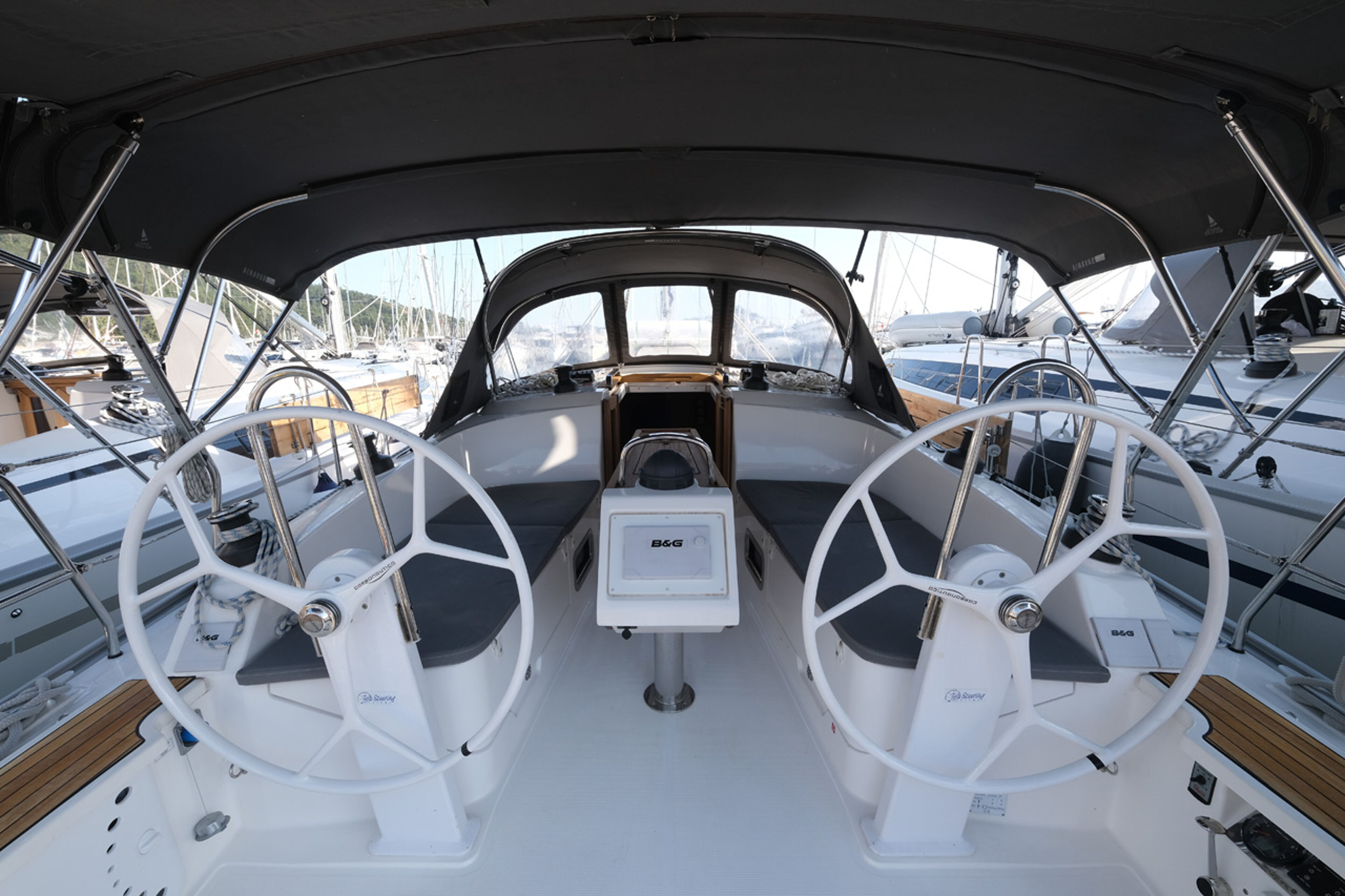 Bavaria Cruiser 37 - 3 cab. Crush