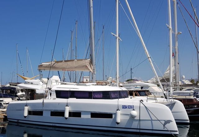 Dufour 48 Catamaran - 5 + 1 cab. Paradise Planet