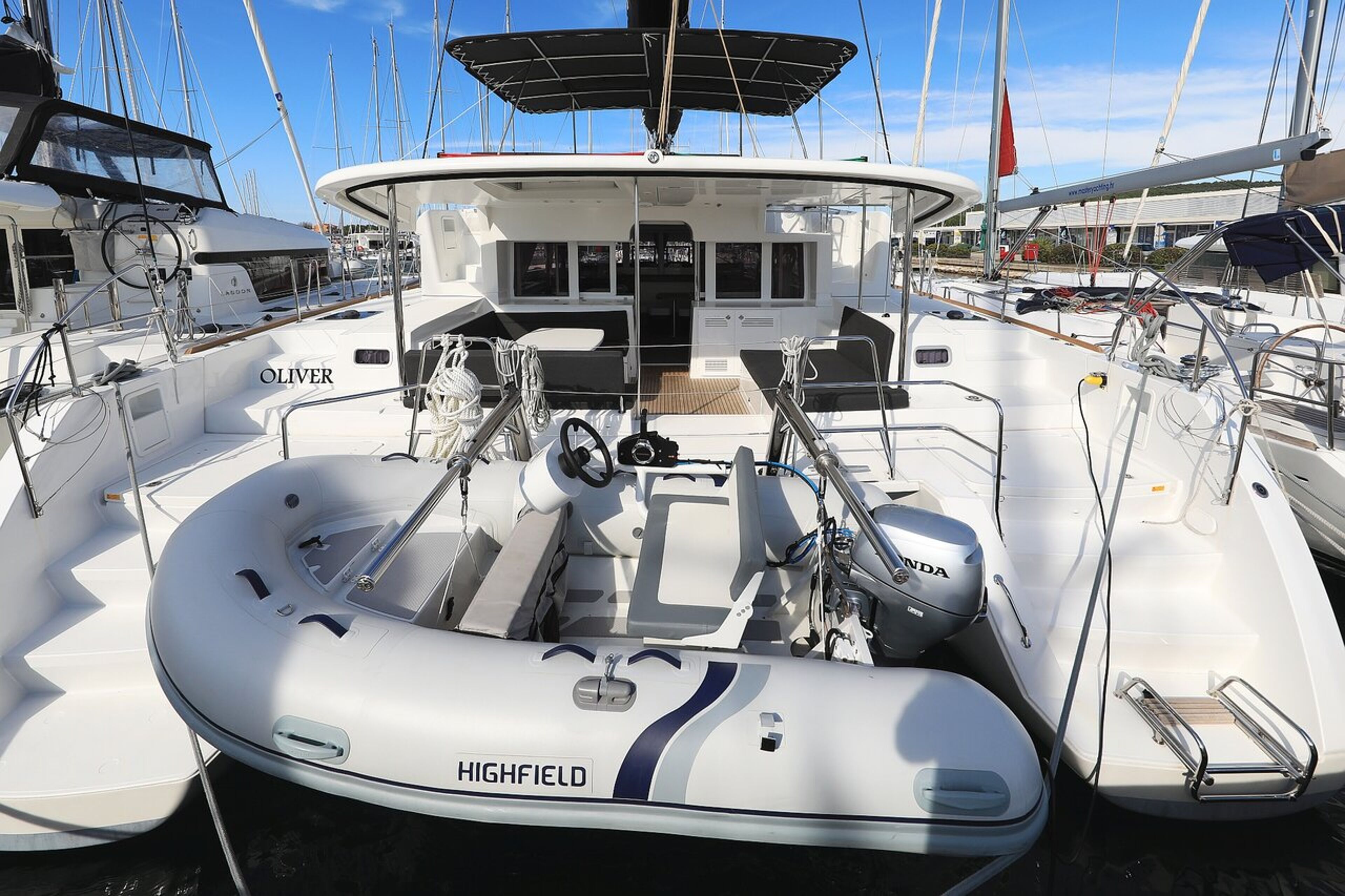 Lagoon 450 F - 4 + 2 cab. Oliver