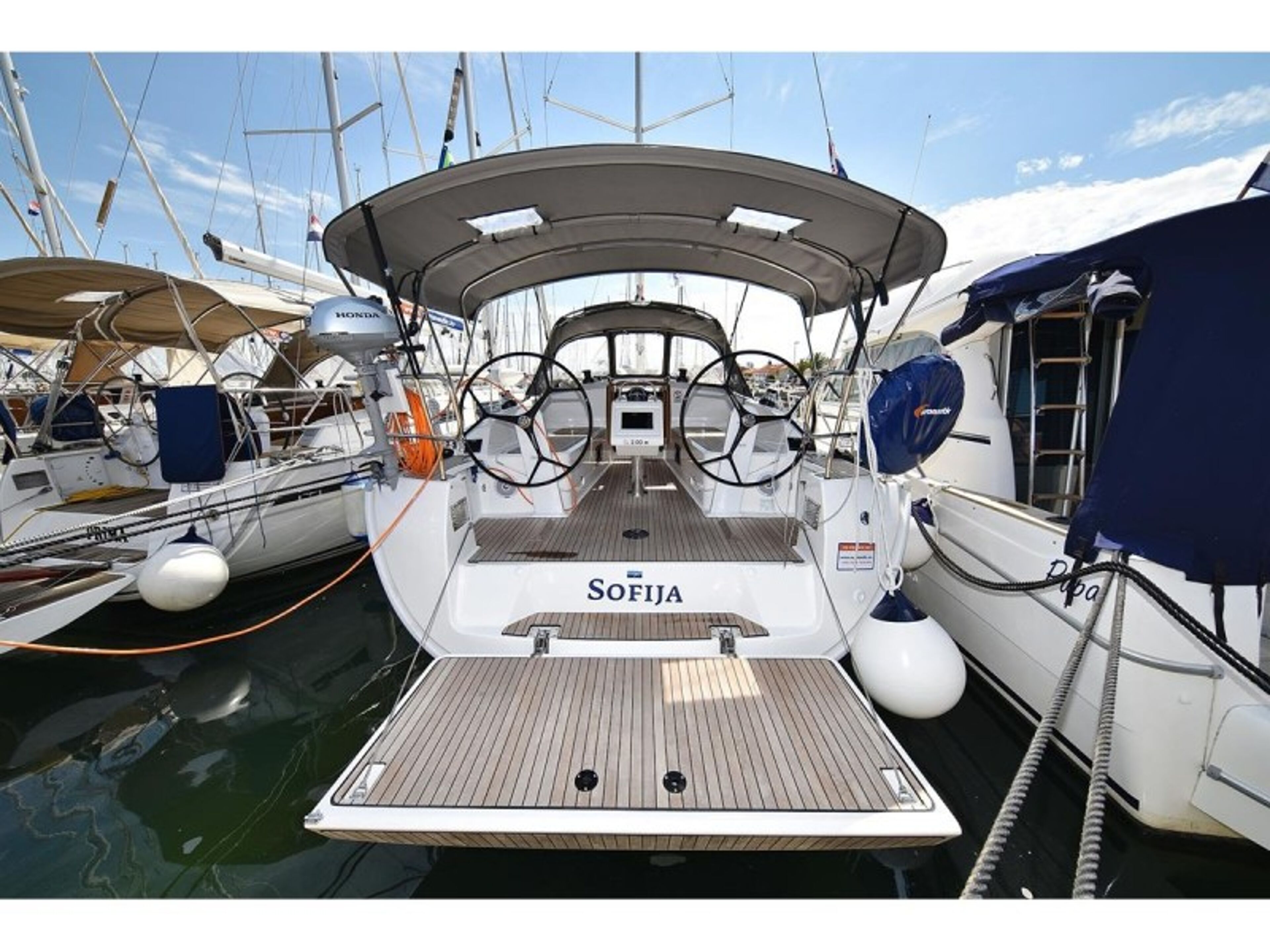 Bavaria Cruiser 37 - 3 cab. Sofija