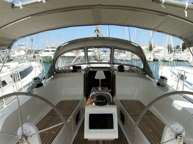 Bavaria Cruiser 41 - 3 cab. MH 65