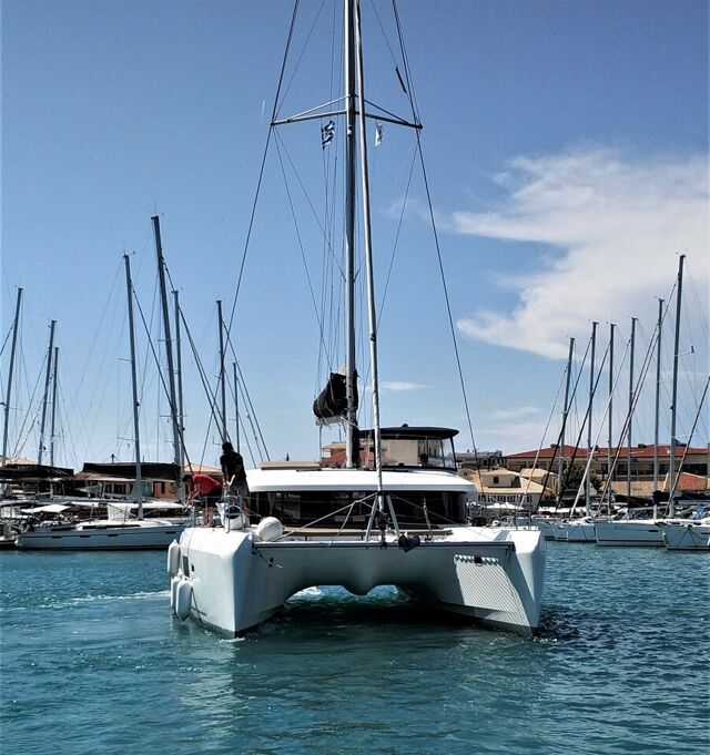 Lagoon 42 - 4 + 2 cab. Niki