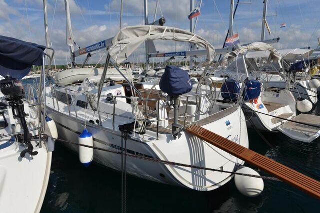 Bavaria Cruiser 37 - 3 cab. Eneja