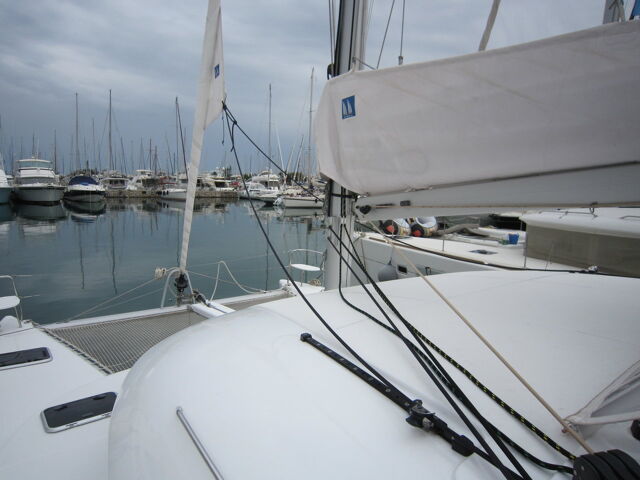 Lagoon 380 - 4 cab. ThunderCat