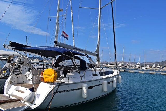 Bavaria Cruiser 46 - 4 cab. Maslinova