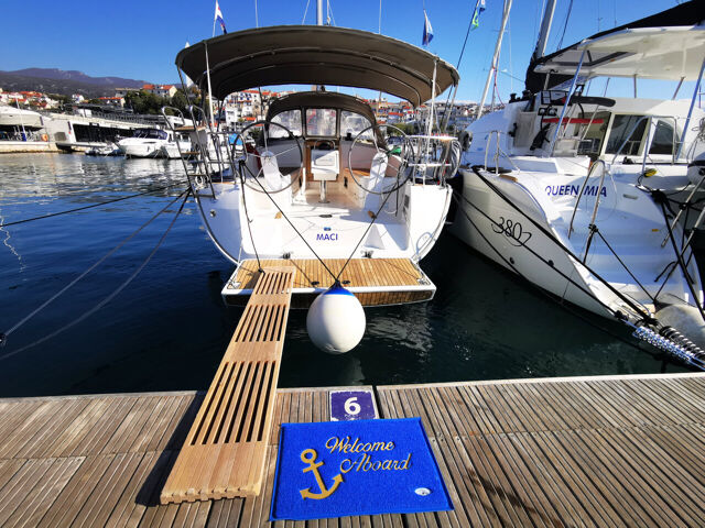 Bavaria Cruiser 37 - 3 cab. Maci