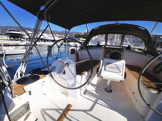 Bavaria Cruiser 37 - 3 cab. Maci