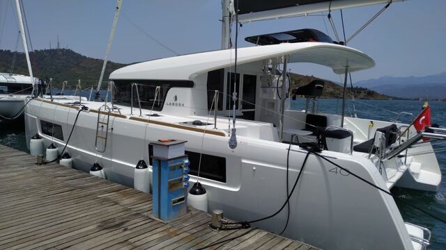 Lagoon 40 - 4 cab. Leo