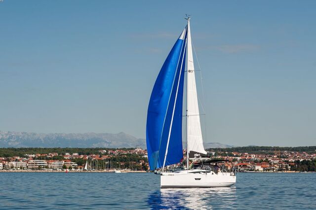 Elan E4 - 2 cab. Stella Mare