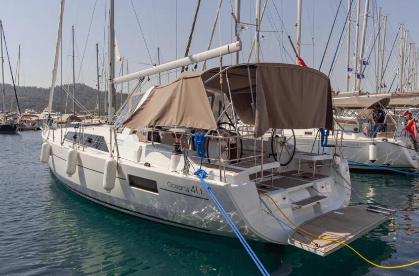 Oceanis 41.1 Sail Polaris
