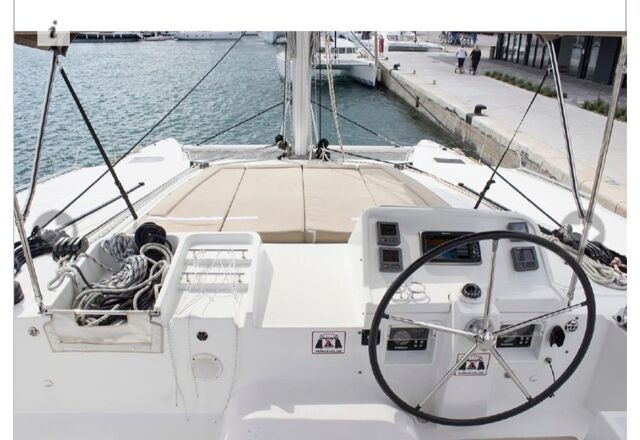 Lagoon 450 F - 4 + 2 cab. Sunshine l
