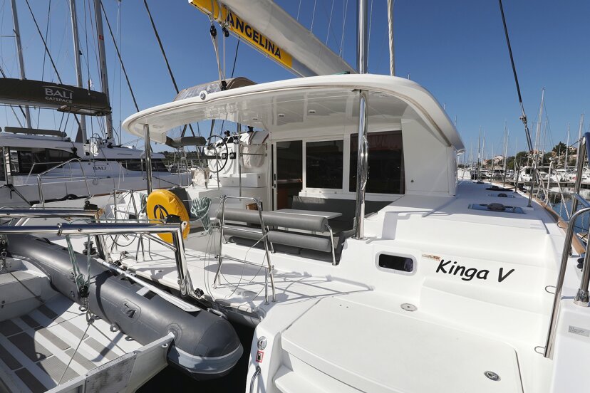 Lagoon 400 S2 - 4 + 2 cab. Kinga V