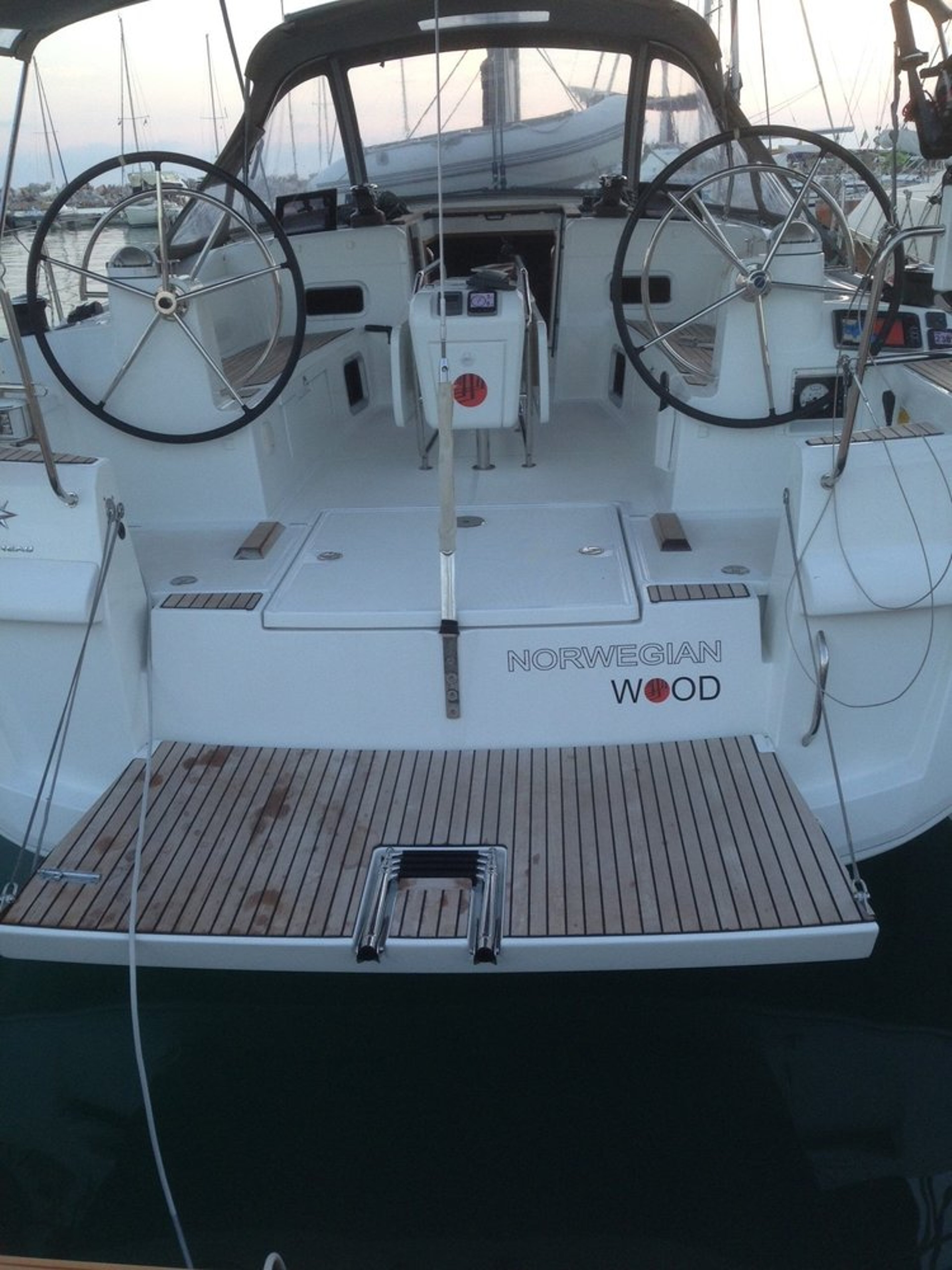 Sun Odyssey 479 - 4 cab. Norwegian wood
