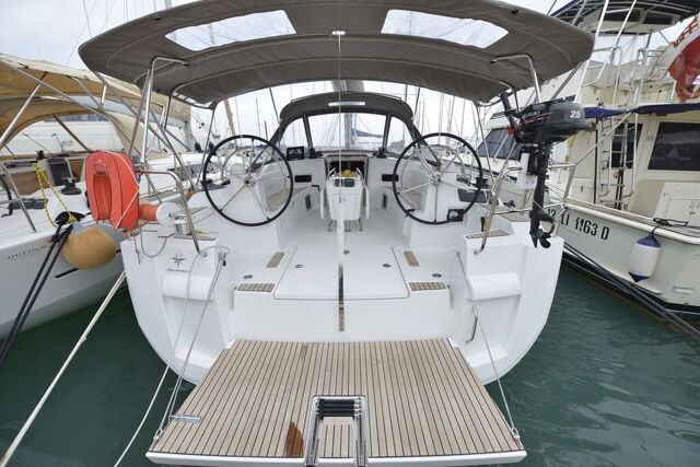 Sun Odyssey 479 - 4 cab. Norwegian wood