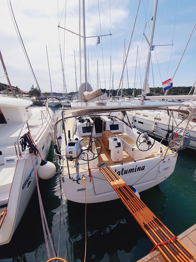Sun Odyssey 410 - 3 cab. Kalumina