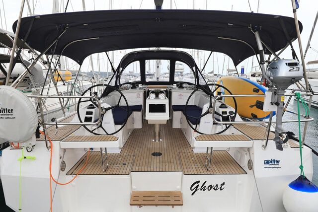Bavaria C38 Ghost