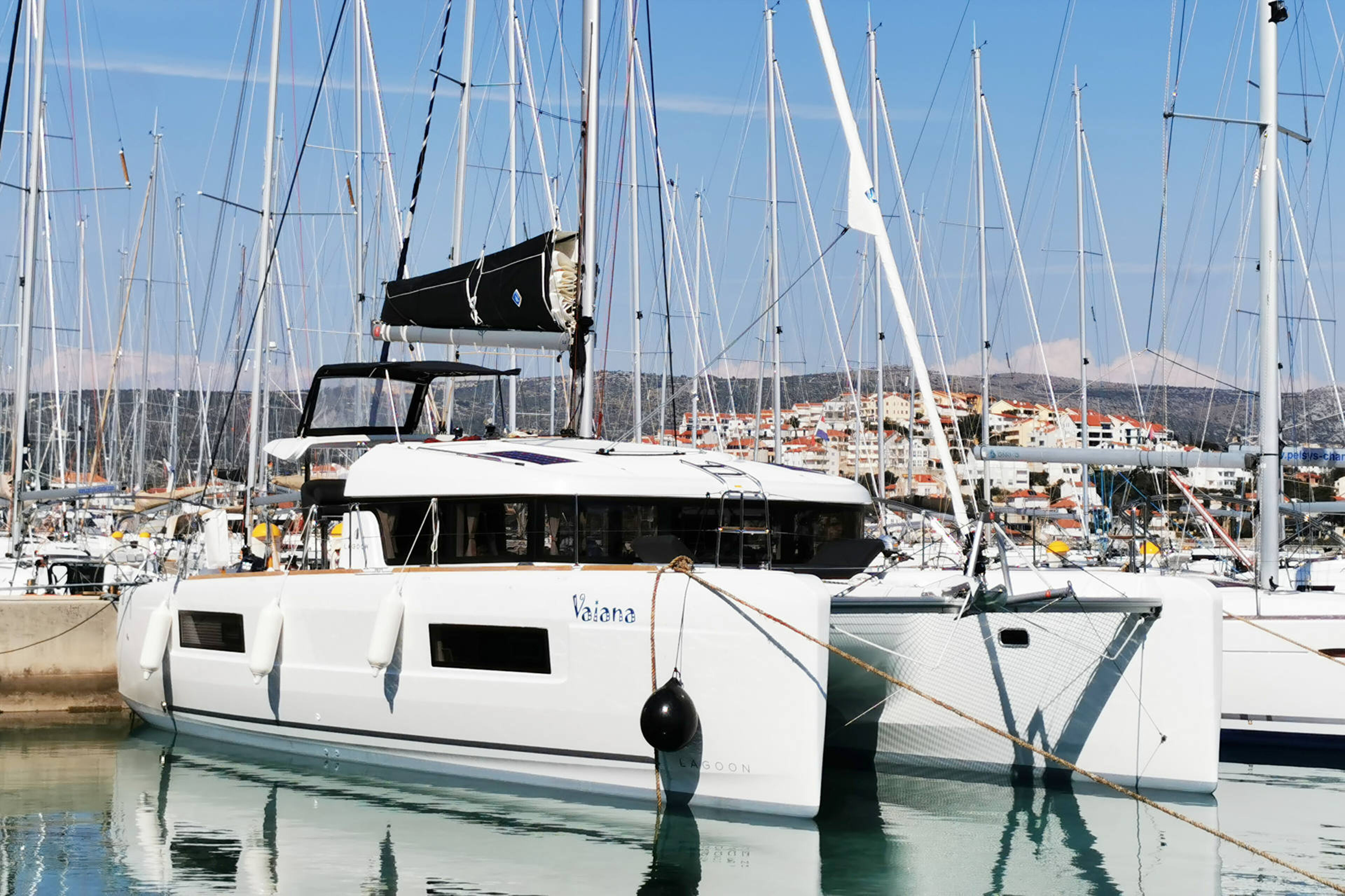 Lagoon 40 - 4 + 2 cab Vaiana