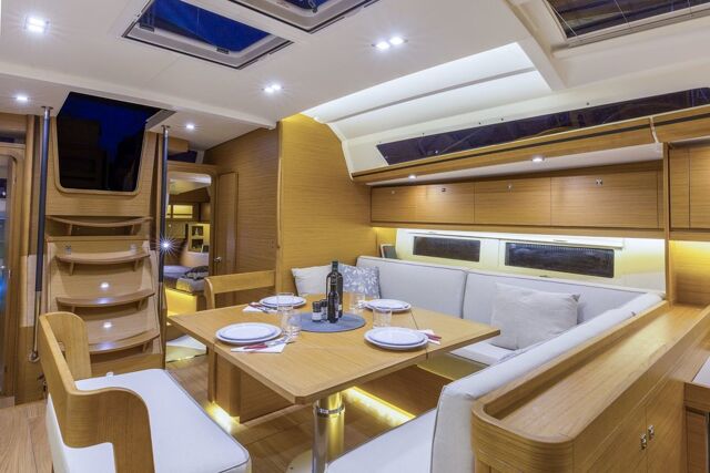 Dufour 520 GL Sunshine Planet