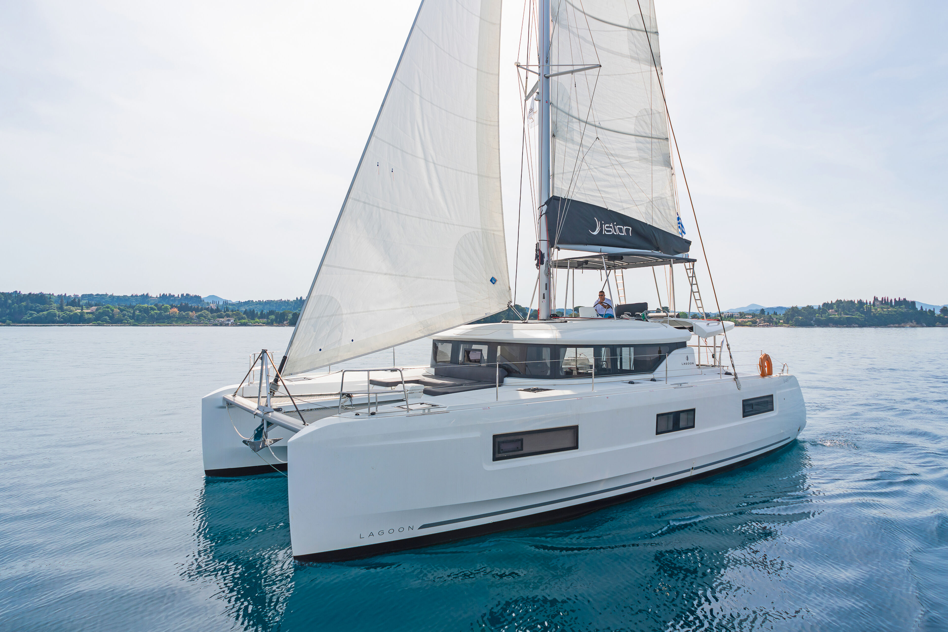 Lagoon 46 - 4 + 2 cab. If