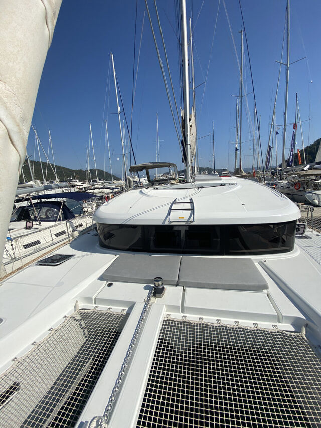 Lagoon 40 - 4 + 2 cab Falcon
