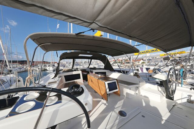 Dufour 470 - 5 cab. Anthea