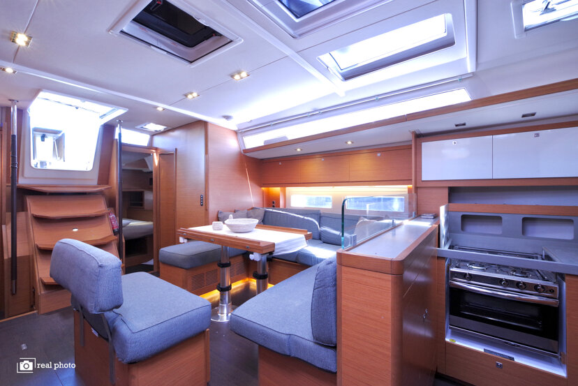 Dufour 530 Medea