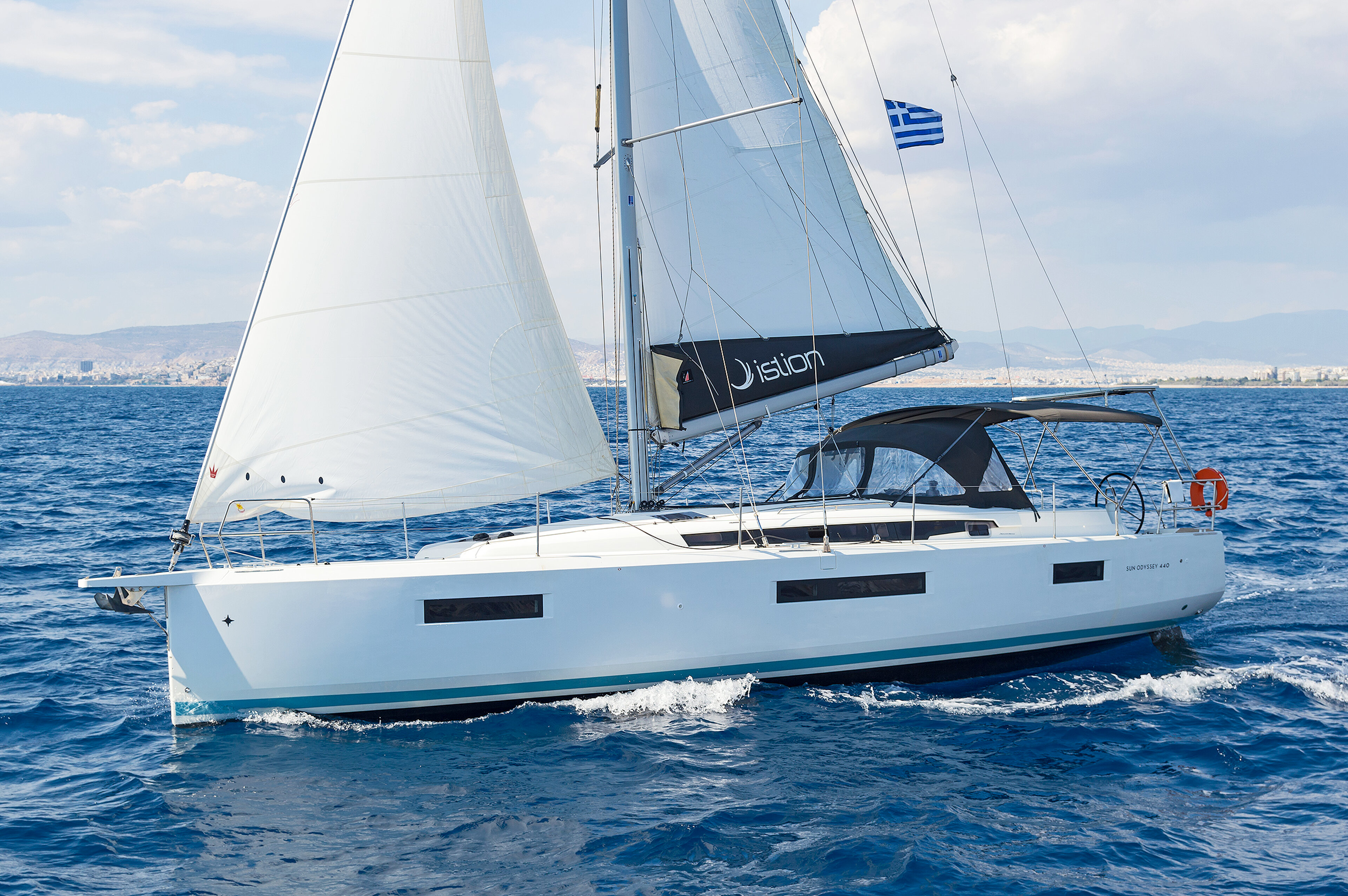 Sun Odyssey 440 Dory