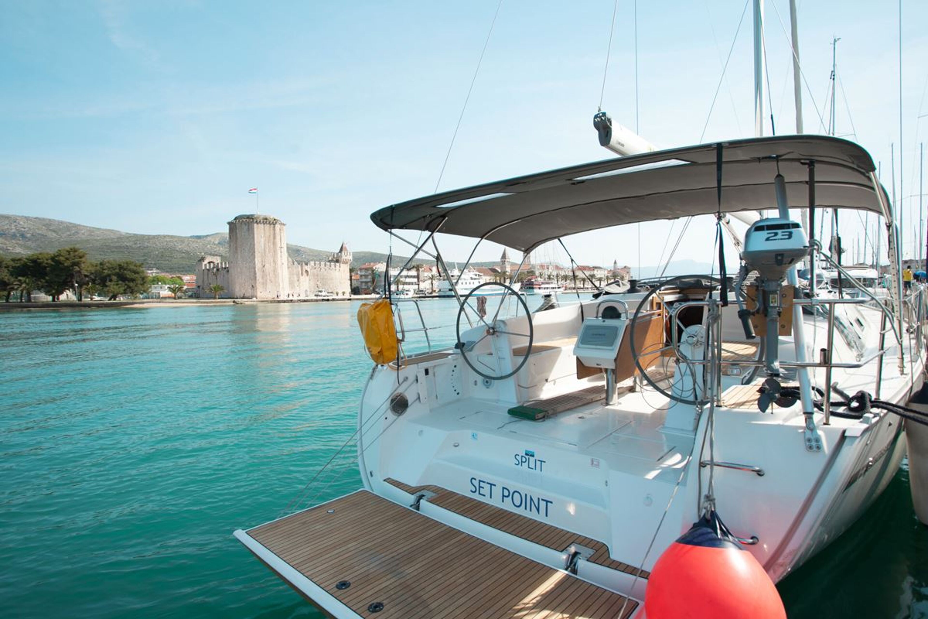 Bavaria Cruiser 46 - 4 cab. Set Point