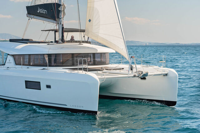 Lagoon 42 - 4 + 2 cab. Karteria
