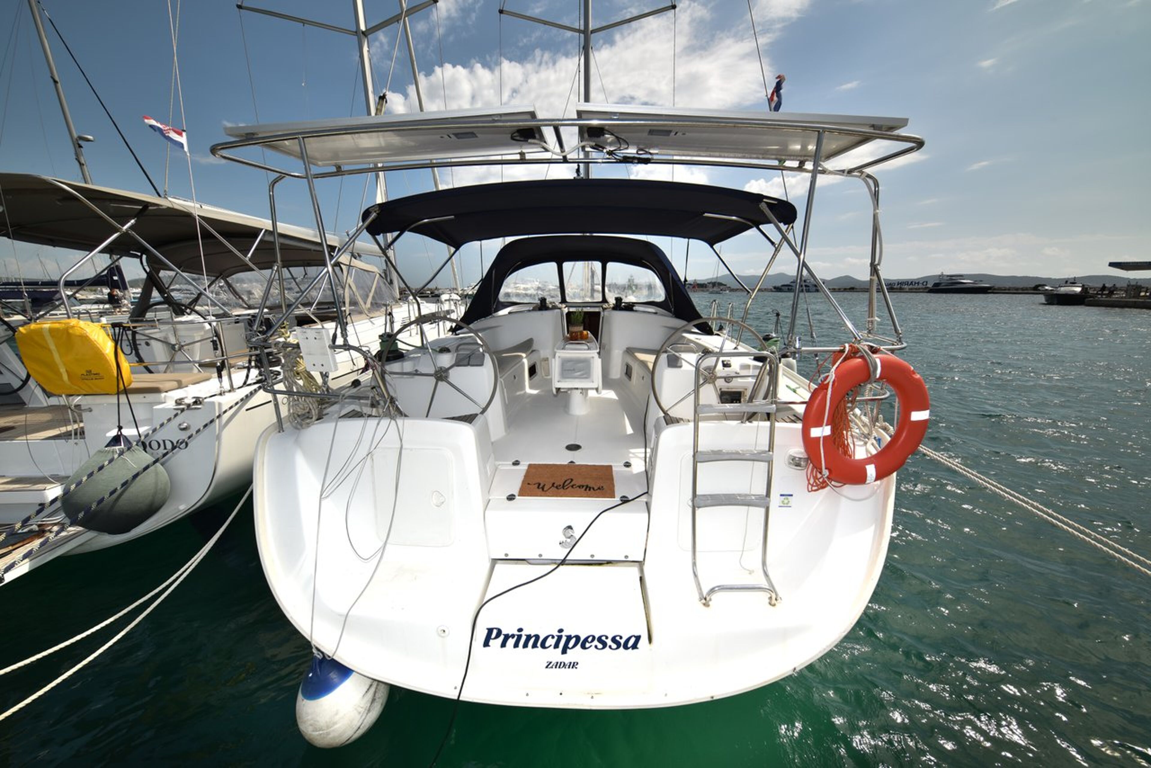 Cyclades 50.5 - 5 + 1 cab. Principessa