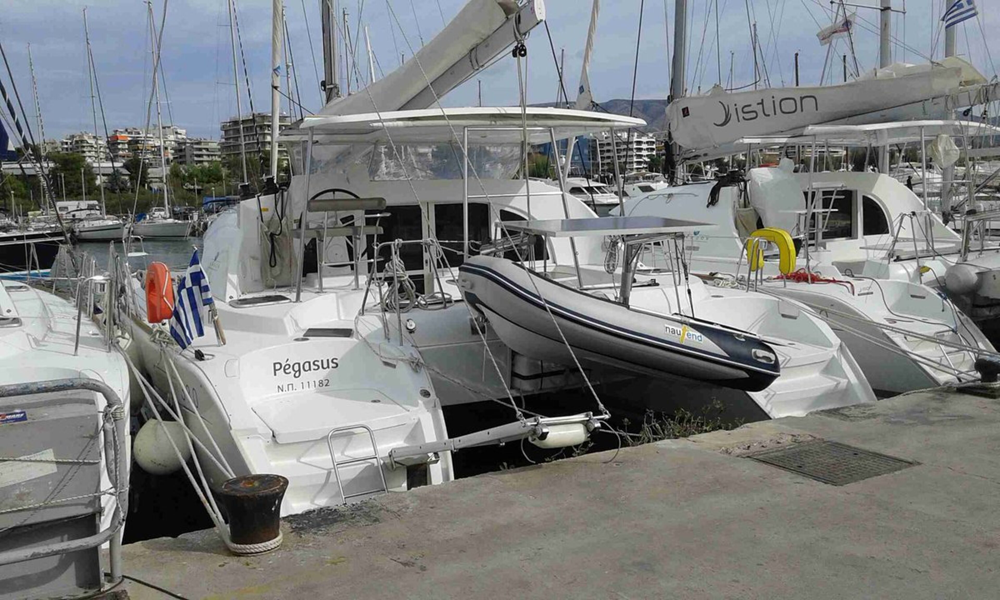 Lagoon 380 S2 - 4 + 2 cab. Pegasus