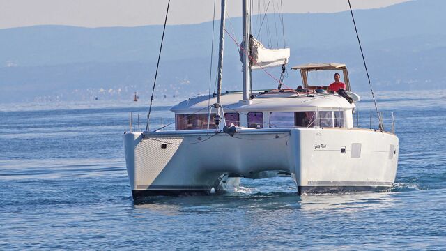 Lagoon 400 - 4 + 2 cab. Jazz Point