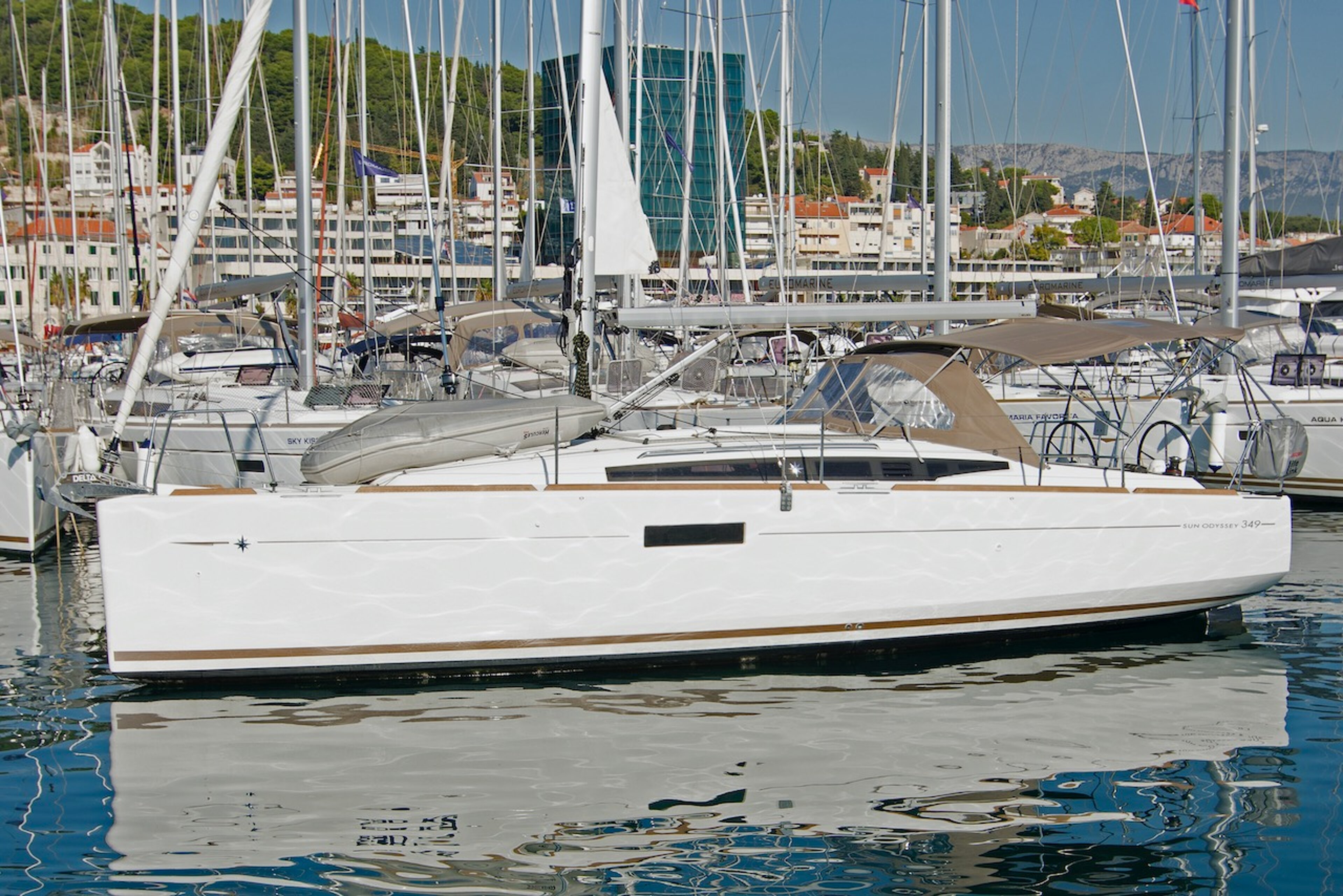 Sun Odyssey 349 - 3 cab. Cha - Cha