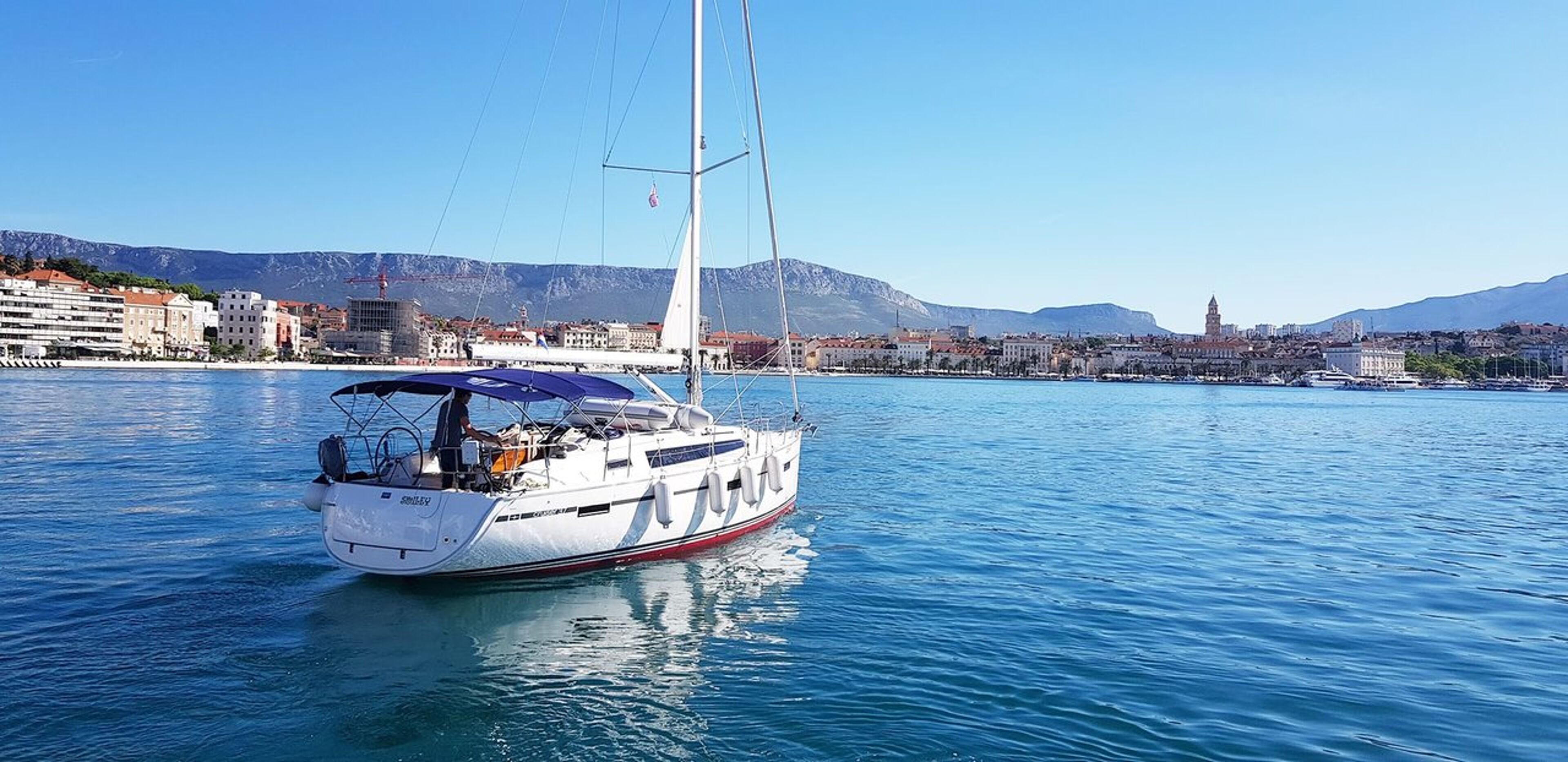 Bavaria Cruiser 37 - 3 cab. Smiley
