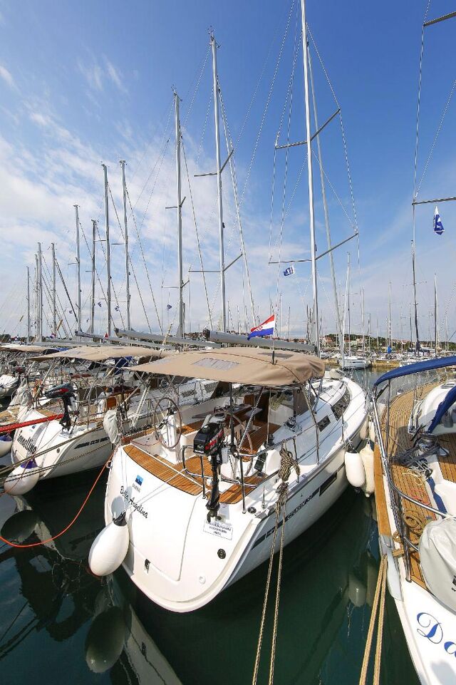 Bavaria Cruiser 37 - 3 cab. Bella Angelina