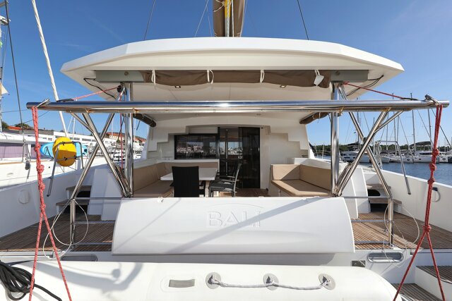 Bali 4.5 - 4 + 2 cab. Karina V