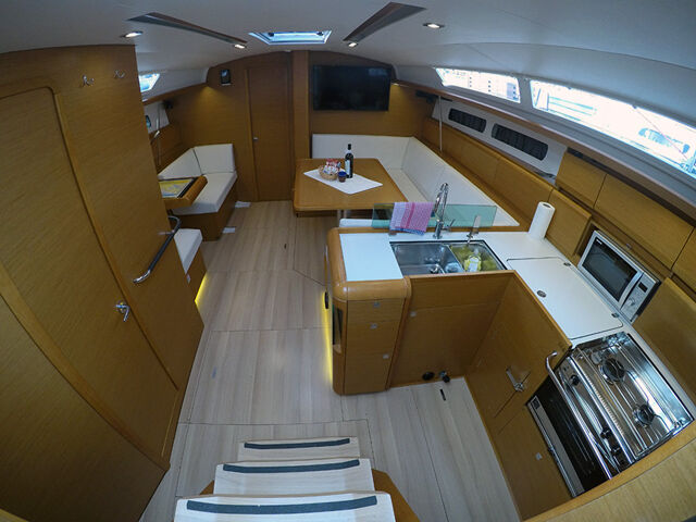 Sun Odyssey 449 - 3 cab. Elissa