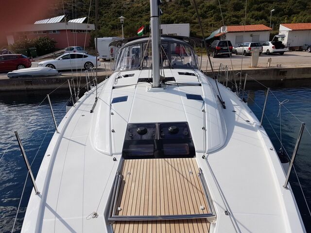 Jeanneau 54 - 4 + 1 cab. Blue Dream